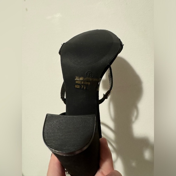 Wild Diva Spiral Rhinestone Strappy Ankle Chunky Block Heels - Black - Picture 7 of 8